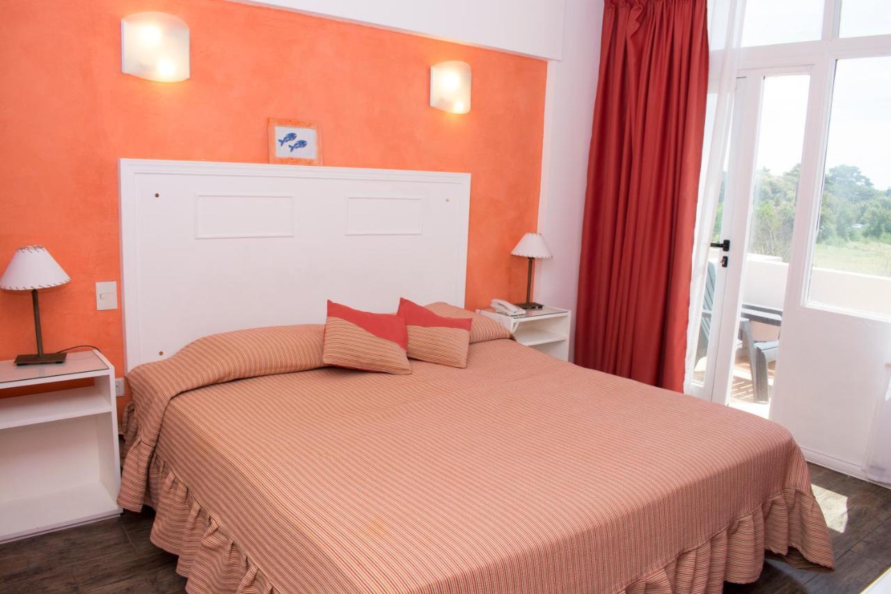 Hotel Golf Internacional Santa Teresita Exterior photo